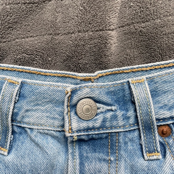 Levi 501 shorts 26 - Picture 4 of 4